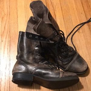 DISTRESSED COMBAT BOOTS